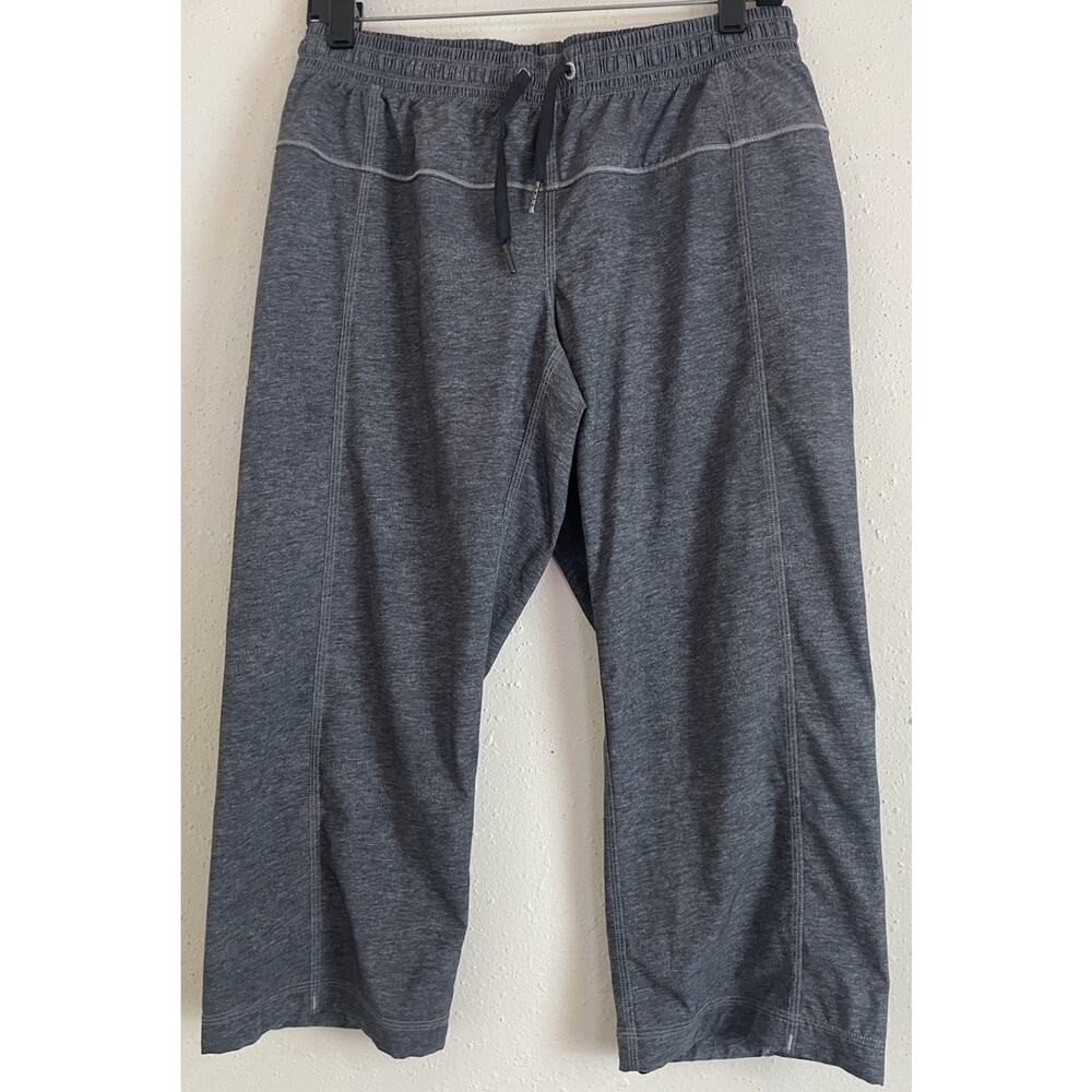 Lululemon Step Lively Crop Women's Gray Midrise Lightweight Pants SZ 6